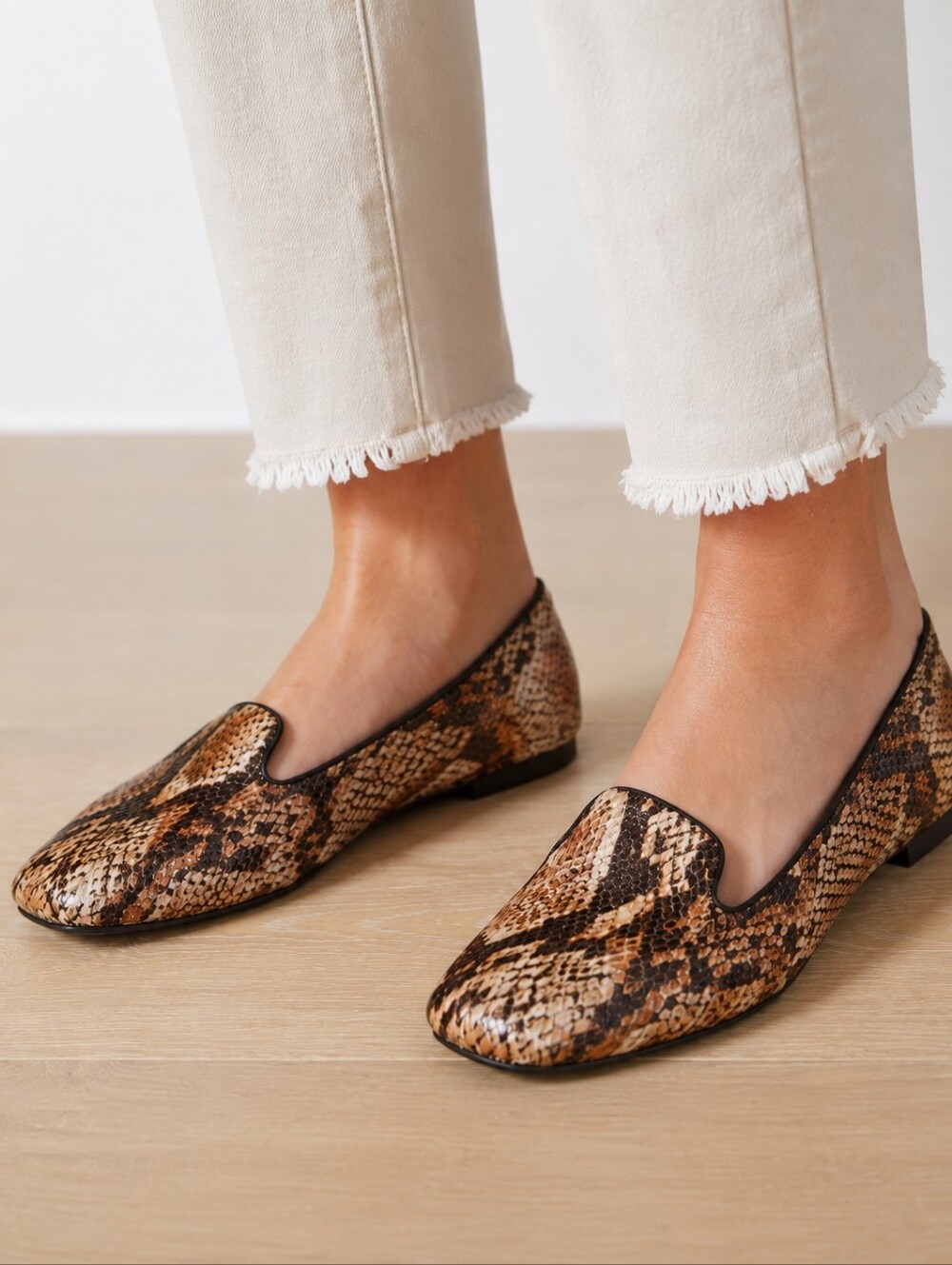 Tahari Women’s Clementine Snake Print Smoking Slippers Loafers Flats Shoes